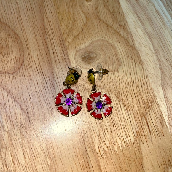 Dangle flower earrings - Picture 1 of 3